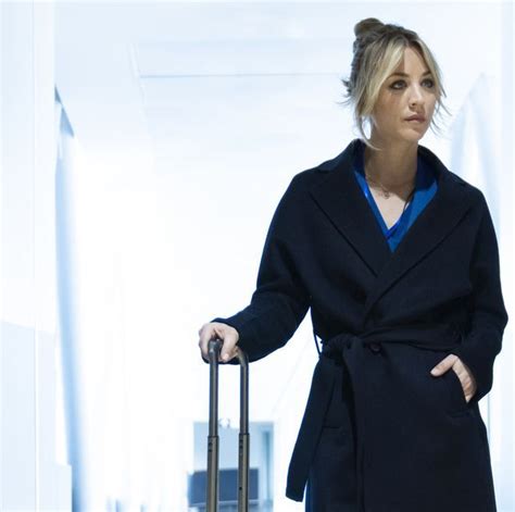 The Flight Attendant Season 2 Is Ready for Take Off | Flight attendant fashion, Kaley cuoco ...