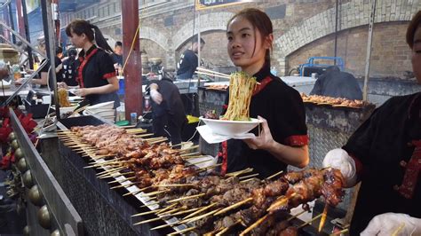 Summer Night Market - Melbourne Street food - Queen Victoria Market - YouTube