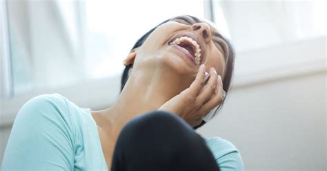 Laughter Therapy Is The New Meditation | TIME