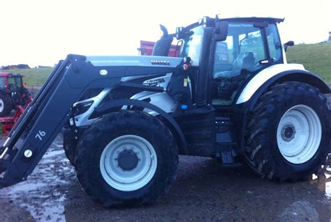 valtra-t174-190hp-tractor-loader-for-sale-2 - McLaren Tractors