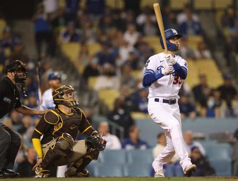 Dodgers Need Cody Bellinger To Step Up Fast