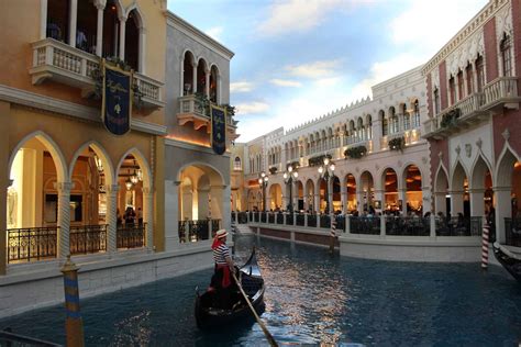 Gondola Rides at the Venetian - Ticket Prices, Cost & Hours, Las Vegas