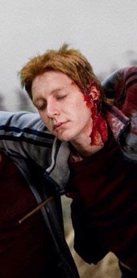 R.i.p, George's ear :( | Fred and george weasley, George weasley oliver ...