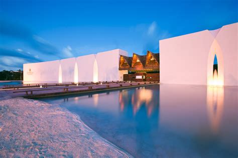 luxury hotels in cancun - Grand Velas Riviera Maya - entrance — To Europe And Beyond