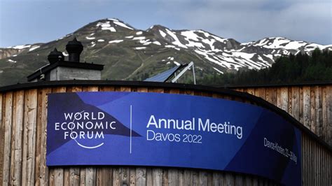 Davos Summit: Challenging inequalities with the help of Laudato si' - Vatican News