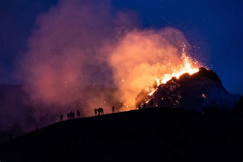 Dramatic Images and Film Document the Beauty of Iceland's Lava Flow | PetaPixel