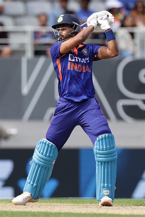 Shreyas Iyer scythes one away | ESPNcricinfo.com