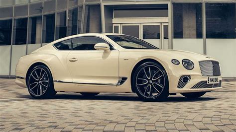 One-off Bentley Continental GT Azure debuts as tribute to 1953 R-Type