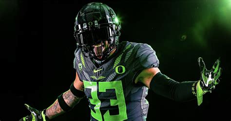 Ranking college football's 10 best alternate uniforms of 2020