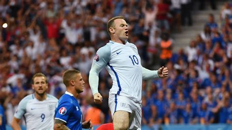 Wayne Rooney Retained As England Captain | World News | Sky News