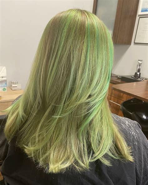 Lime Green Hair: 23+ Best Looks That Will Turn Heads