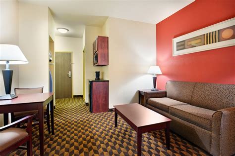 Holiday Inn Express Hotel & Suites Malvern, an IHG Hotel Malvern ...