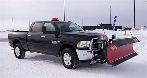 Snow Plowing 101 with the 2015 Ram HD 2500 [Video] - The Fast Lane Truck