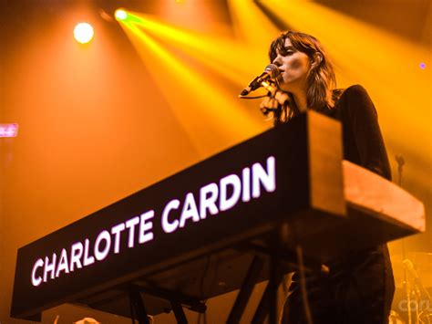 Introducing Charlotte Cardin, an up-and-coming Canadian pop sensation | Globalnews.ca