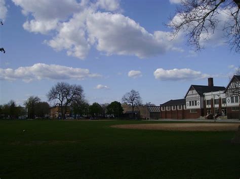 field house, baseball field | Kosciuszko Park | Stefanie Seskin | Flickr