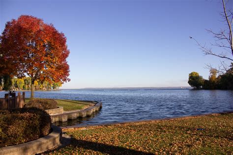 Fall Photo Feature: Neenah, Wisconsin – The Lawrentian