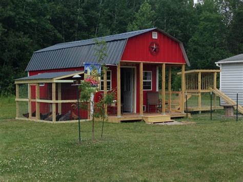 Mini barn for chickens, goats, rabbits and cats! | Chicken barn ...