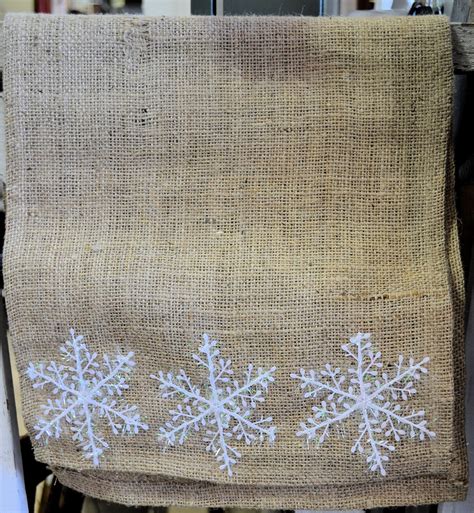 Shabby Love: Burlap Table Runners