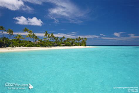 50 Photos of Paradise Beaches from the Maldives Islands