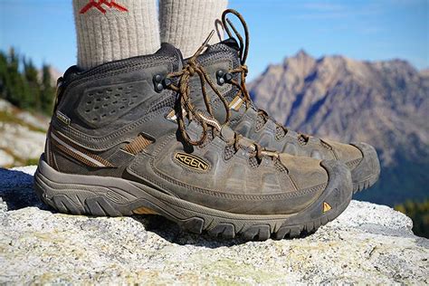 Keen Targhee III Mid Hiking Boot Review | Switchback Travel