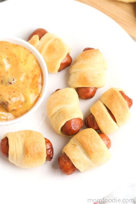 Little Smokies Crescent Rolls - Mini Pigs in a Blanket! - Mom Foodie