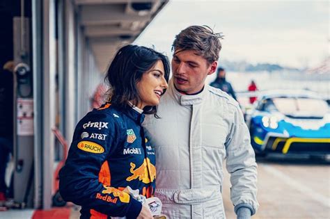 Max Verstappen mag keine E-Autos, verrät Kelly Piquet | F1-Insider.com