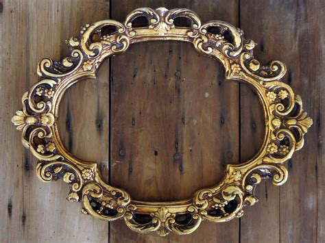 Vintage Ornate Frame Gilded Gold Oval Empty Large Golden