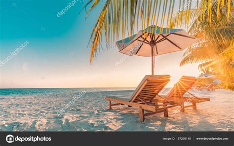 Relaxing beach wallpaper | Amazing tropical beach sunset. Summer travel ...