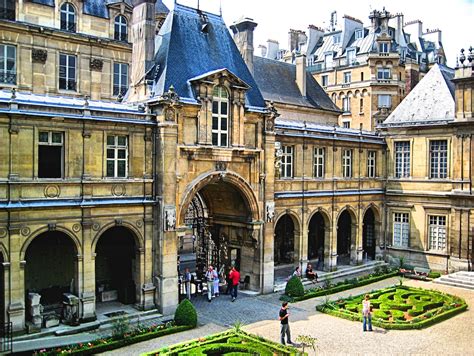 Carnavalet Museum: A Historic Hidden Gem