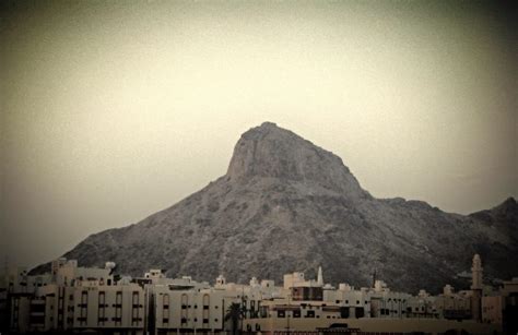 Jabal Al-Noor - The Mountain of Light in Makkah - Charismatic Planet