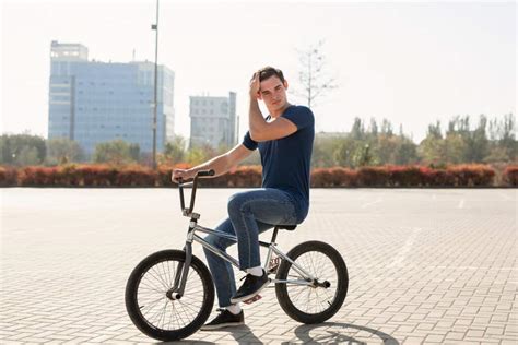 7 Best BMX Bikes for Street Riding in 2022 | Biking Bro