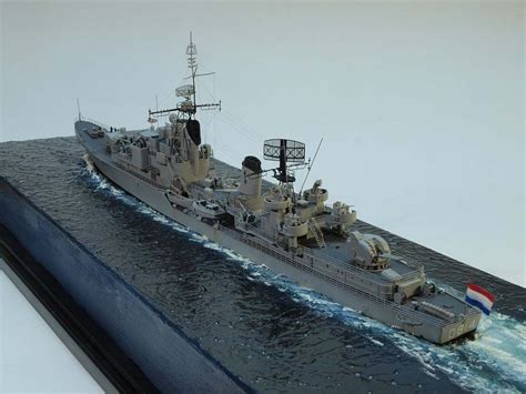 PA292856a | Scale model ships, Model boats, Warship model