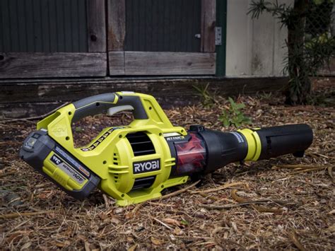 Ryobi Leaf Blower Review - Specifications, Working & Pricing