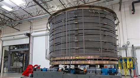 World's most powerful magnet begins journey to heart of giant fusion experiment | Live Science