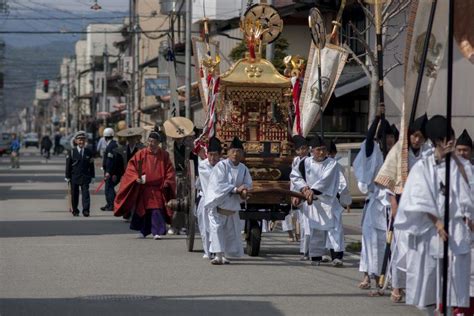 24 hours in Hida Takayama - InsideJapan Tours