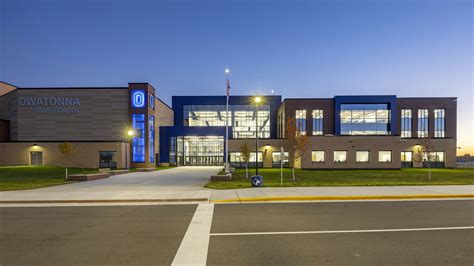 Owatonna High School | Wold Architects & Engineers