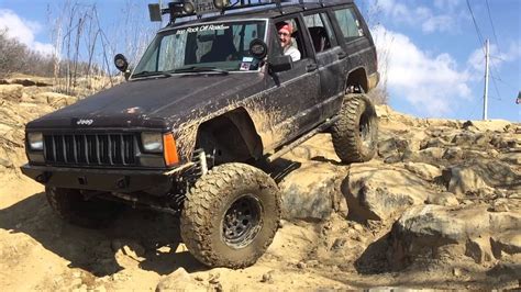 Jeep xj off-road - YouTube