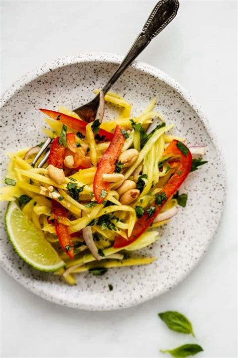 Thai Mango Salad - Choosing Chia