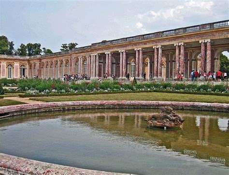 Category:Grand Trianon - Wikimedia Commons | Versailles garden, Culture ...