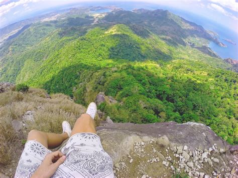 Hiking Pico de Loro: Great 1 day hike near Metro Manila - Tom & Veronica