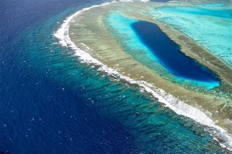 Great Blue Hole: What is Underneath the Giant Marine Sinkhole Near ...