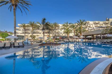 Barcelo Corralejo Bay Hotel, Corralejo, Fuerteventura, Canary Islands. Book Barcelo Corralejo ...