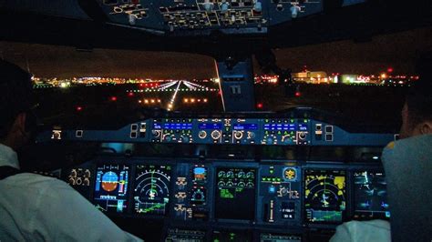 Pin by Alessandro. I Mp on Pilot Life | Cockpit, Airbus a380, Heathrow