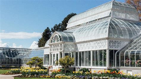 Volunteer Park Conservatory