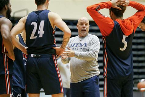 Expectations high as UTSA men's basketball opens practice