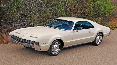 1966 Oldsmobile Toronado Deluxe for sale on BaT Auctions - sold for $23,000 on November 27, 2018 ...