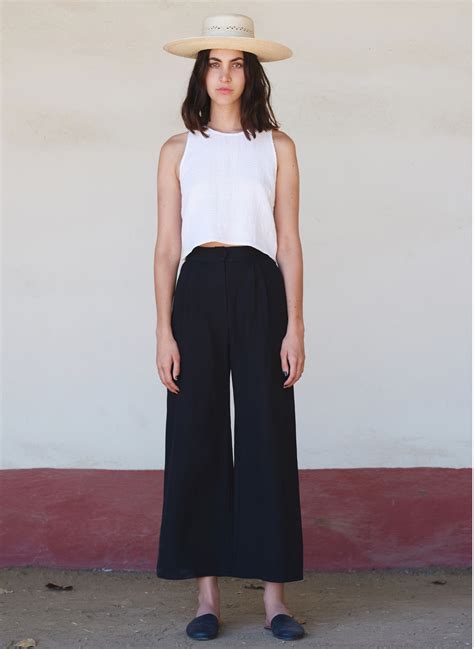 What do you think of High Waisted Cropped Pants? - Say Yes