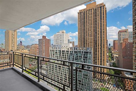 A Guide to Upper West Side Apartments in NYC - Lincoln Towers