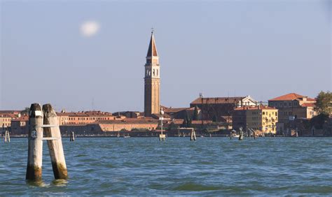 How to get from Marco Polo to Venice | POD Travels