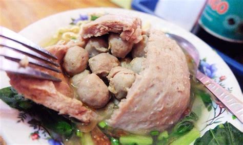 8 Bakso Beranak Paling Enak, Santapan Raksasa yang Nikmat